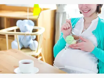 Ilustracja artykułu lody w ciąży - czy można spożywać bezpiecznie lody w ciąży?