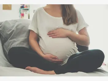 Ilustracja artykułu 32 tydzień ciąży - rozwój dziecka, bezpieczeństwo, ważne informacje