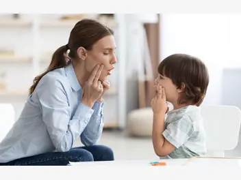 Ilustracja artykułu naukowcy odkryli, dlaczego niektóre małe dzieci szybciej uczą się mówić. sprawdź, jaki to sposób!