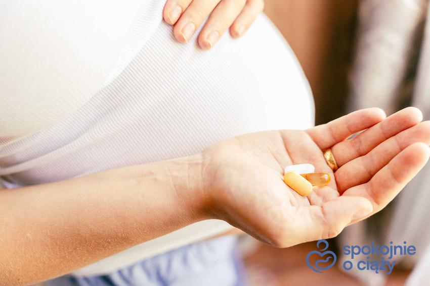 Leki na zgagę w ciąży, a także przyczyny, zapobieganie i najlepsze metody na zgagę