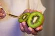 Kiwi w ciąży – jeden z najzdrowszych owoców dla ciężarnej
