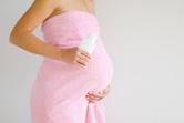 Płyn do higieny intymnej w ciąży – jaki wybrać? Położna wyjaśnia